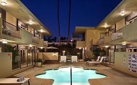 7 Springs Inn & Suites Palm Springs Ca